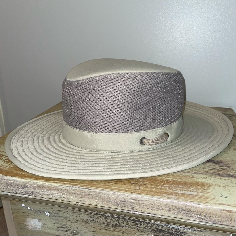 Tilly’s LTM8 Airflo Hat Size 7 1/2